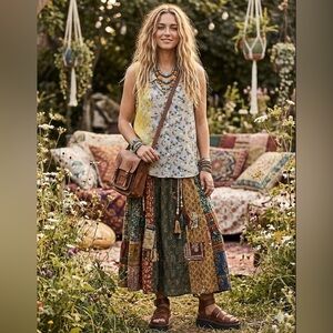 Cabi Boho Multi color floral print women’s juniors etc blouse Bohemia , beach L